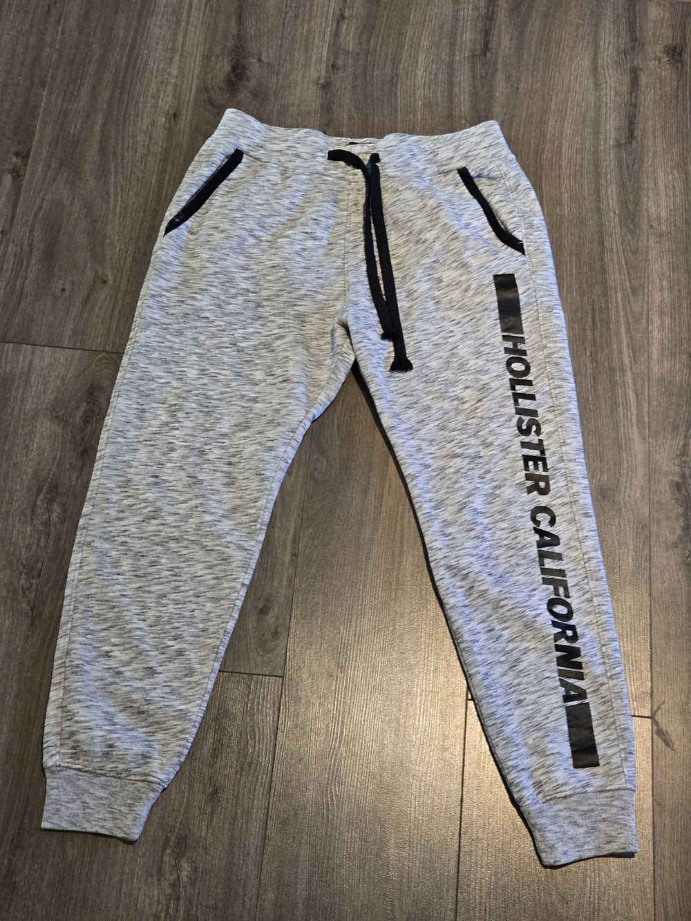 Hollister Light Gray Marled Jogger Pants with Black Accents Size Small